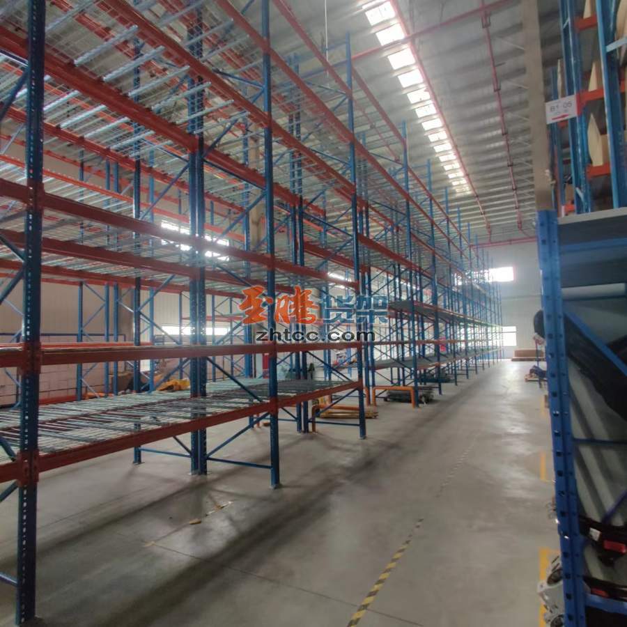 電動(dòng)車倉(cāng)庫(kù)貨架